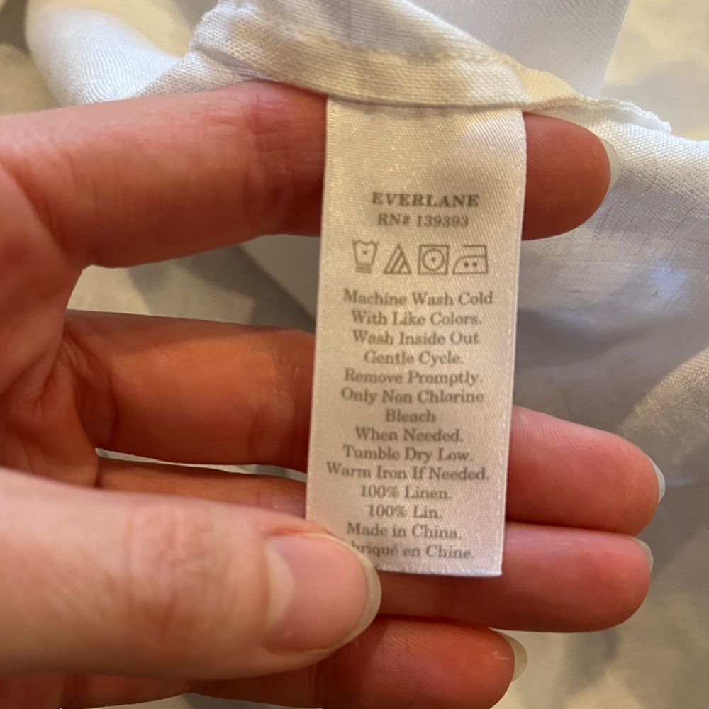 EVERLANE 100% Linen White Short Sleeve Split-Neck Top Shirt Flowy Breezy Size 4 - Picture 10 of 12